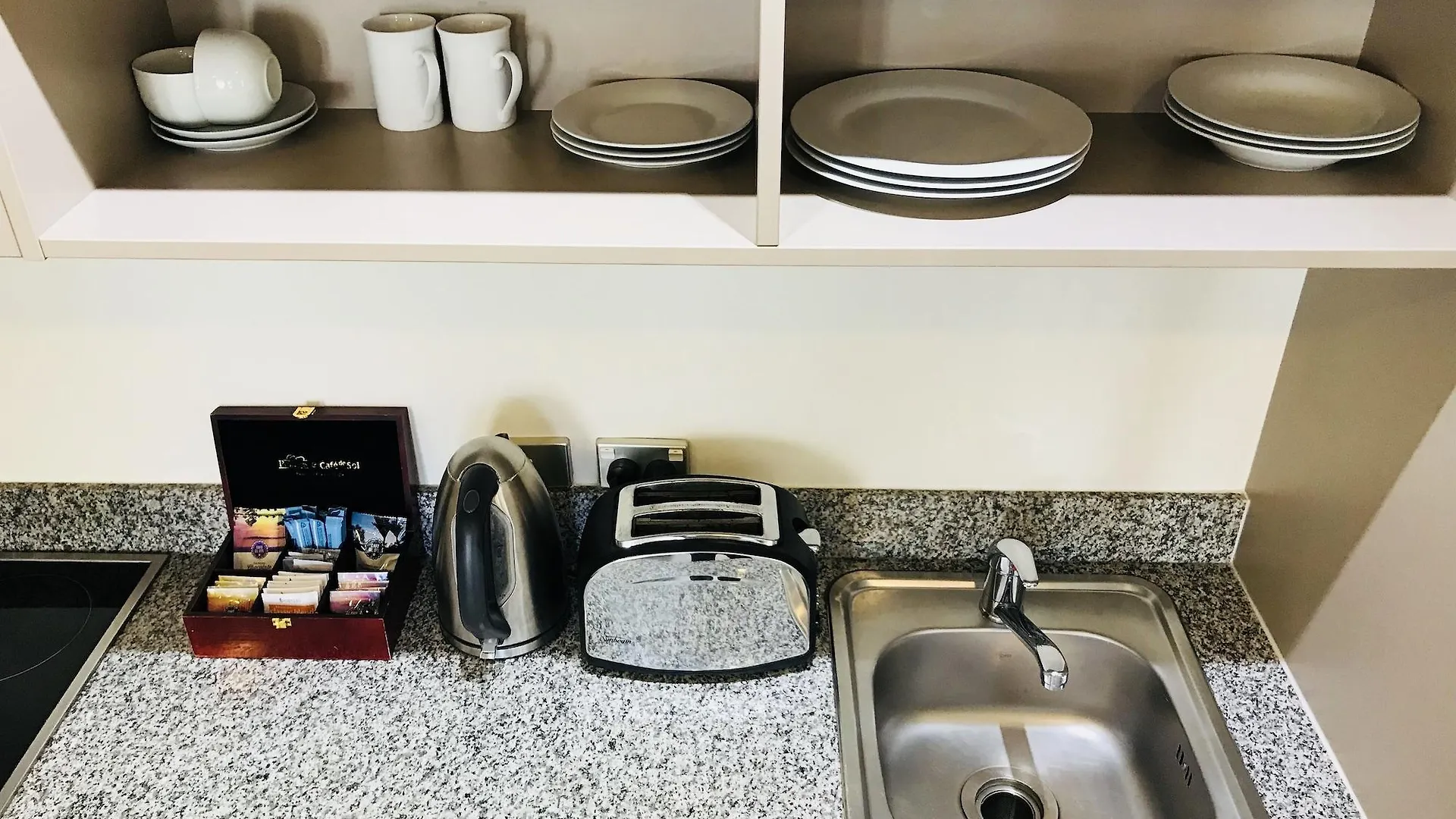 Quest On Lambton Serviced Apartments Wellington 4*,